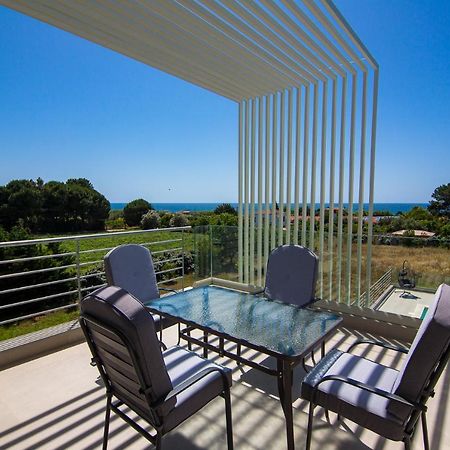 Io Luxury Pool & Hot Tub Suites Preveza Buitenkant foto